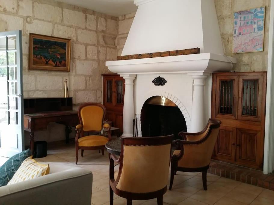 Maison Dans Un Mas Le Moulin Piot Bellegarde  Екстер'єр фото